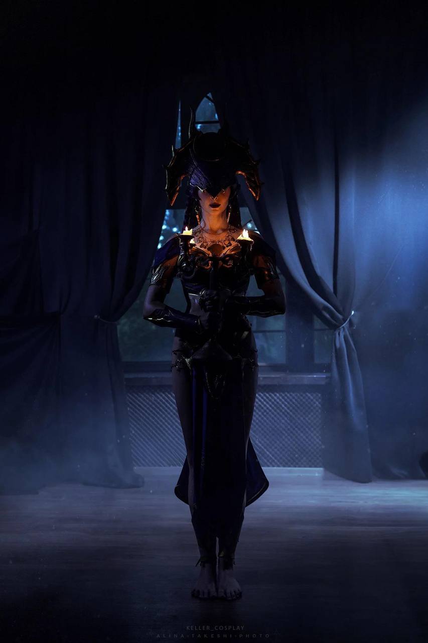 Keller в образе богини Шар из Baldur’s Gate 3